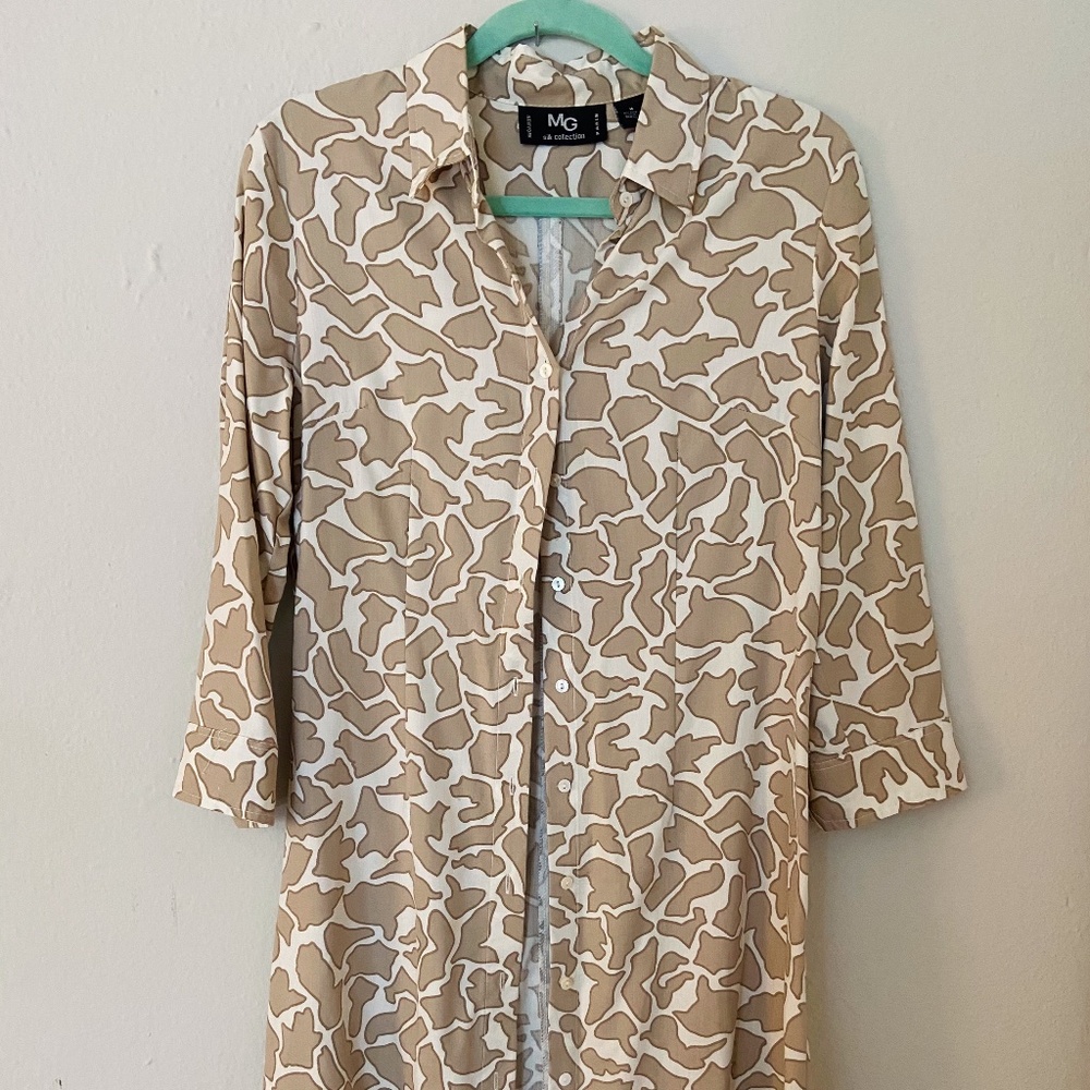 MG Silk Collection giraffe print shirt dress